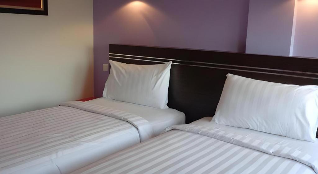 Fortune Hotel Mataram Esterno foto