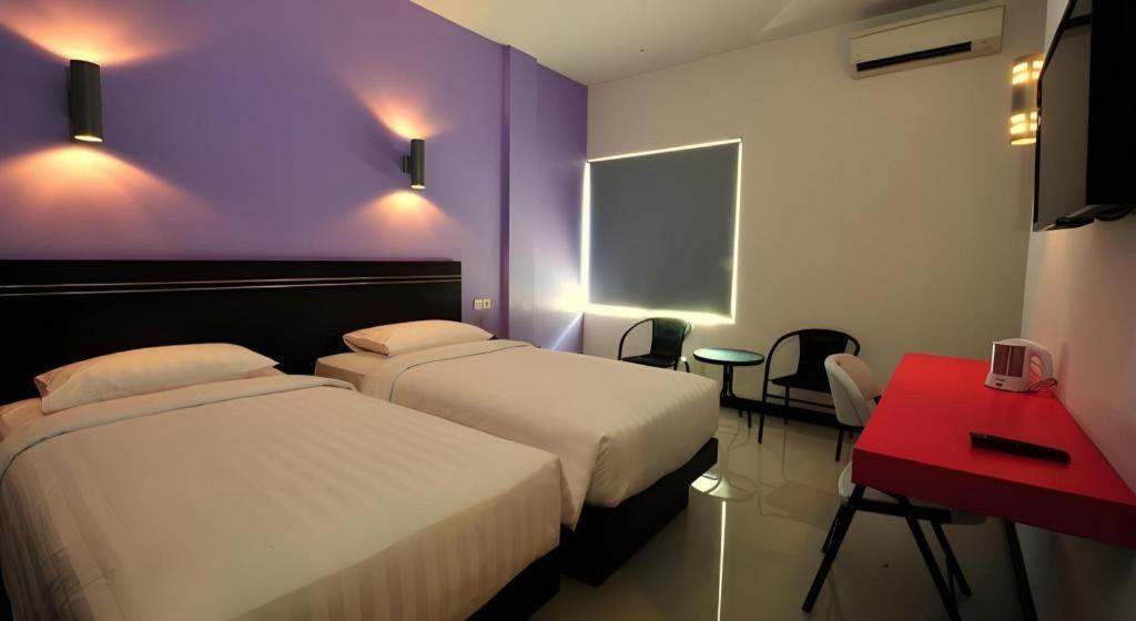 Fortune Hotel Mataram Esterno foto