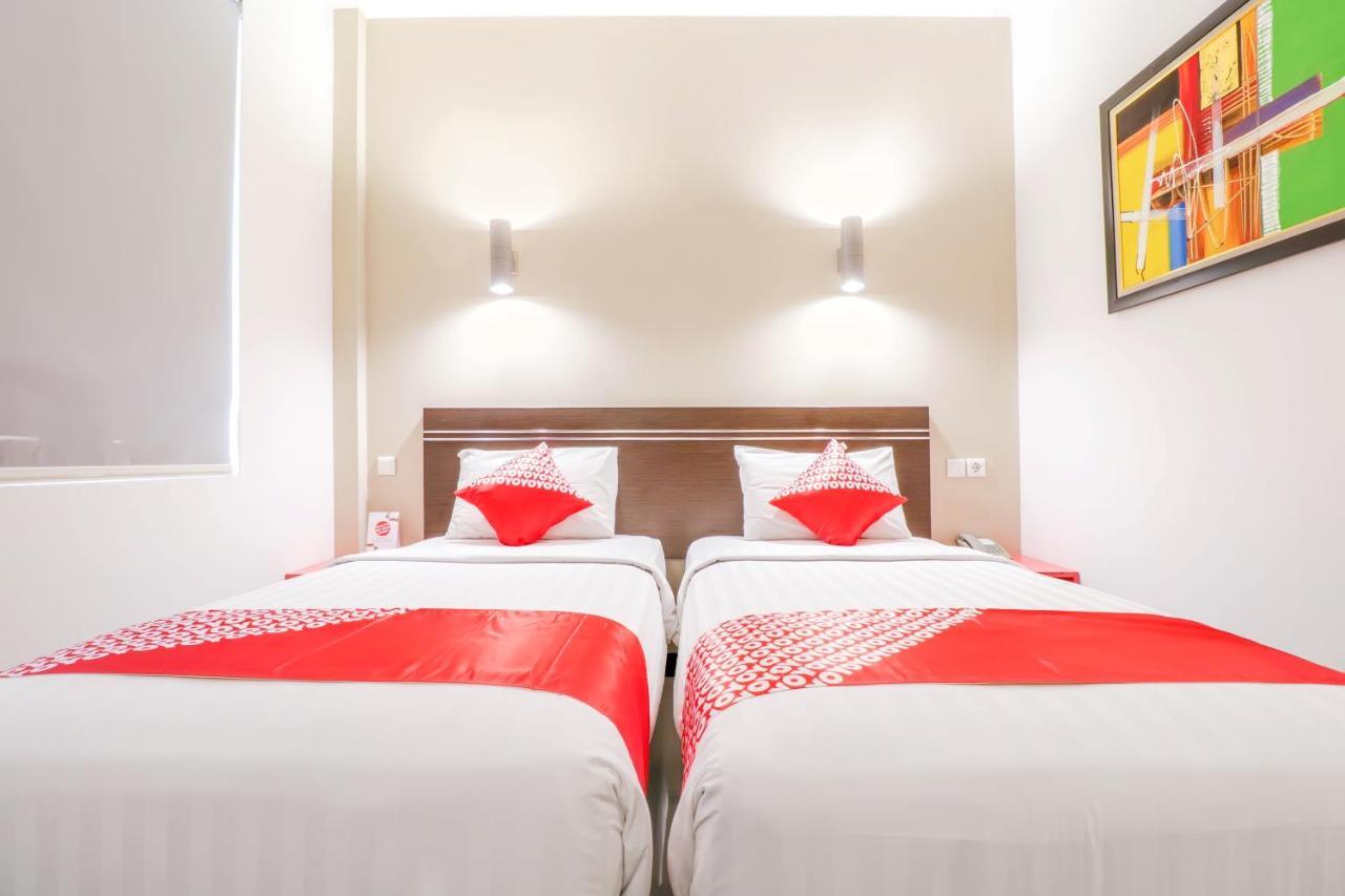 Fortune Hotel Mataram Esterno foto